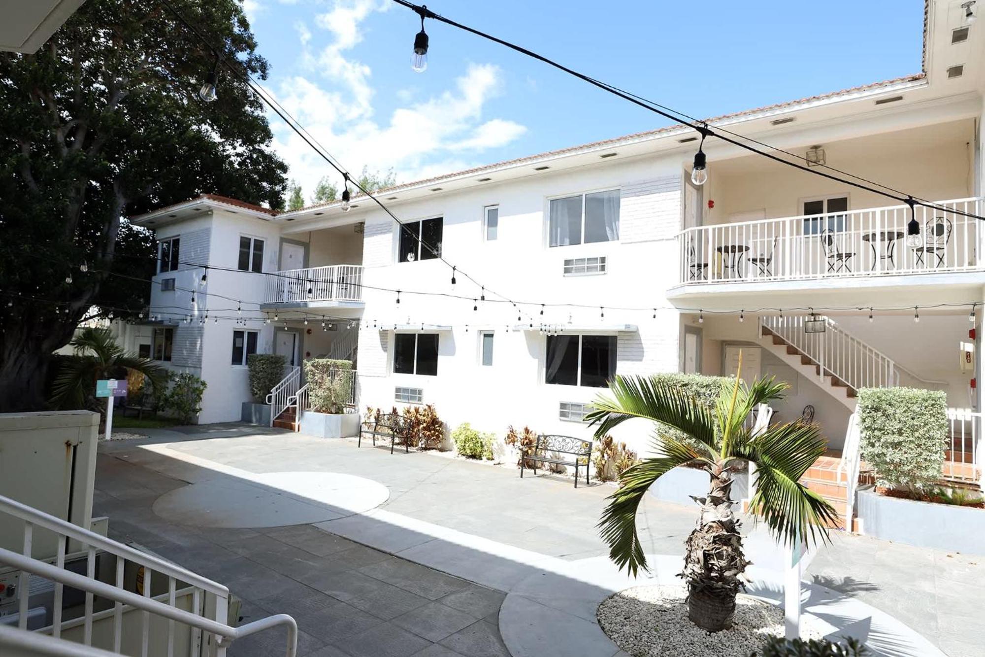 Miami Beach Apartment With Private Patio Free Parking Family Friendly No Pet Fee מראה חיצוני תמונה